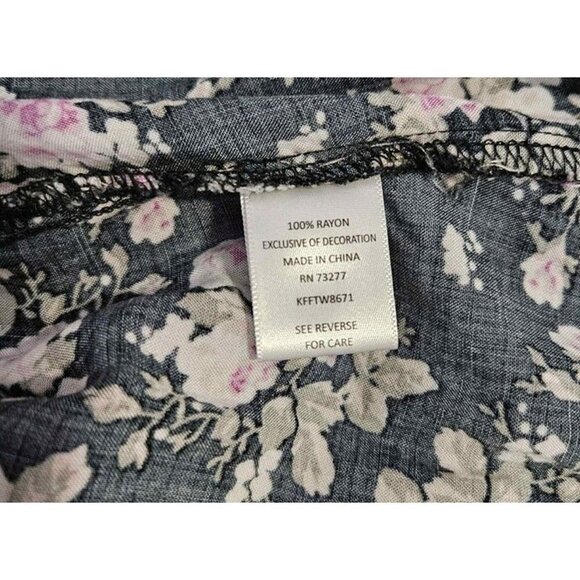 Love Fire Black Floral Lace Trim Elastic Wrist V-Neck Lightweight Top Sz M - Picture 4 of 6